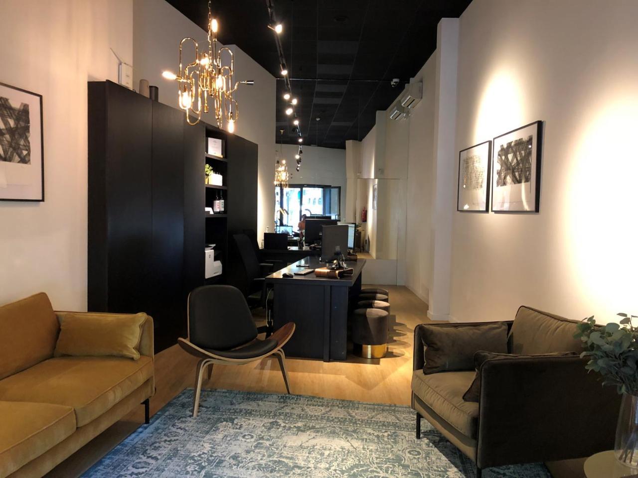 Uma Suites Pau Claris Barcelona Ngoại thất bức ảnh